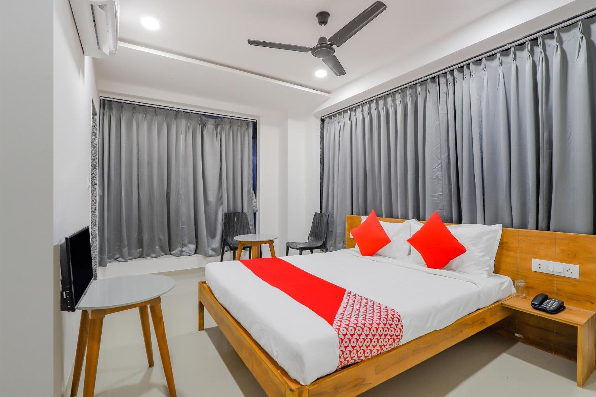 Hotel O Casa Marina Bhatha Bagian luar foto